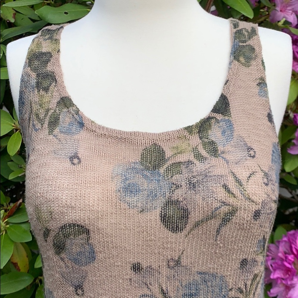 C RUSSE | Open Back Tank - Picture 3 of 9